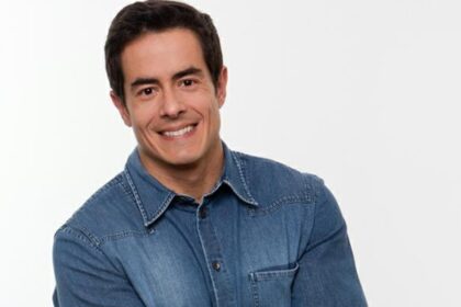 ex-ator-da-record-compara-jesus-a-bolsonaro,-fala-sobre-guerra-e-xinga-moraes