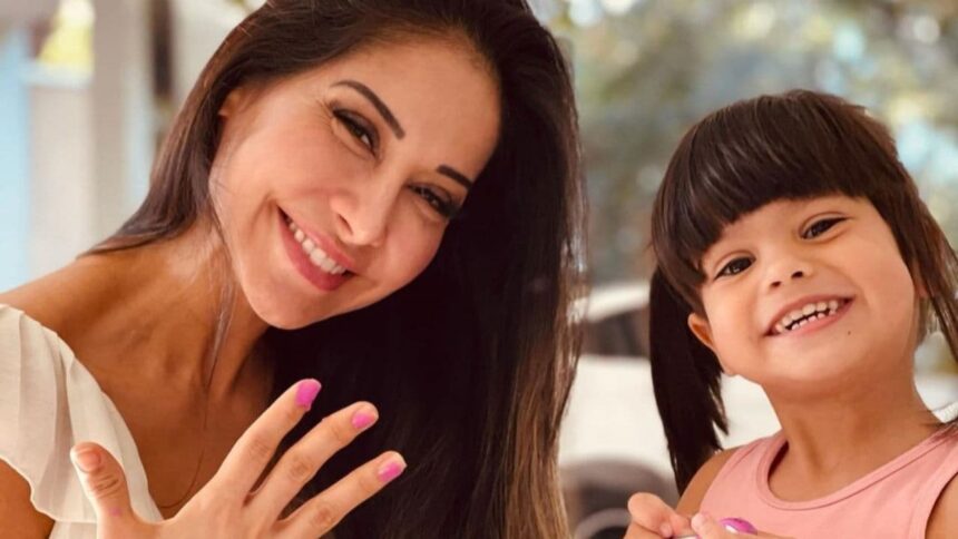 maira-cardi-desiste-de-carreira-de-influenciadora-e-diz-que-vai-excluir-o-instagram