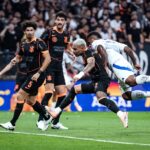 corinthians-supera-cruzeiro-nos-penaltis-e-esta-na-final-da-copa-do-brasil