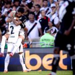 corinthians-vence-o-vasco,-conquista-a-copa-do-brasil-e-quebra-jejum-nacional 