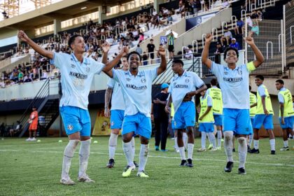 gremio-aplica-goleada-de-7-a-0-no-galvez-e-encaminhando-vaga-na-copinha
