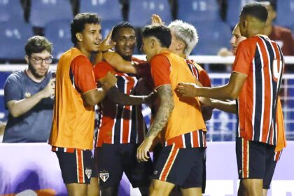 sao-paulo-vence-rb-bragantino-nos-penaltis-e-garante-vaga-nas-quartas-da-copinha