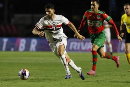 sao-paulo-perde-para-a-portuguesa-em-noite-de-tumulto-e-deixa-o-campo-sob-vaias