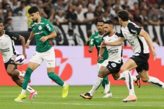 palmeiras-vence-corinthians-na-neo-quimica-arena-e-garante-classificacao-no-paulistao