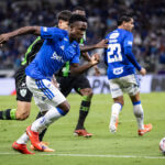 cruzeiro-domina-america-mg-no-mineirao-e-assume-lideranca-isolada