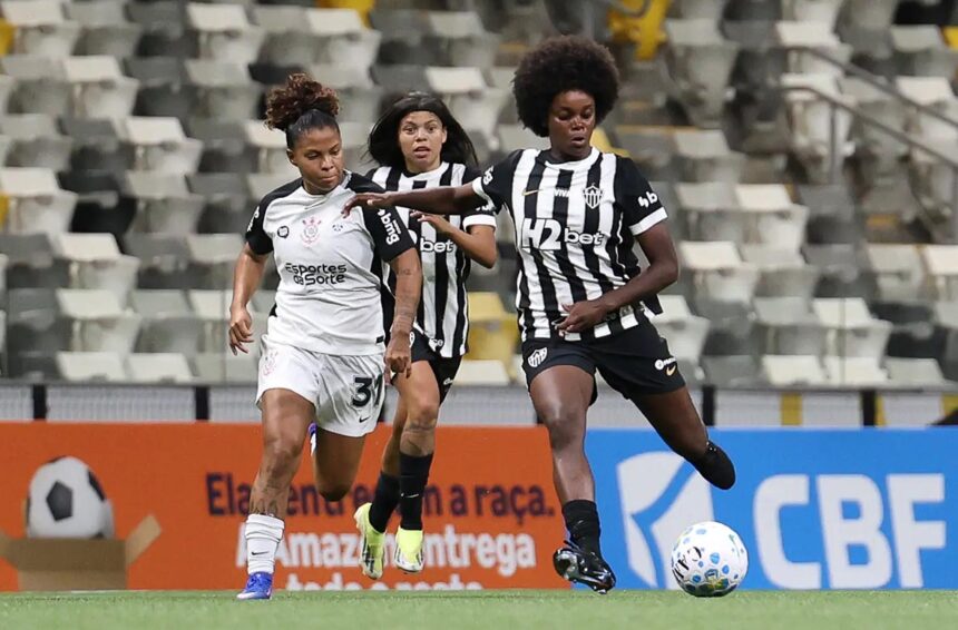 corinthians-inicia-brasileirao-feminino-com-vitoria-suada-sobre-o-atletico-mg