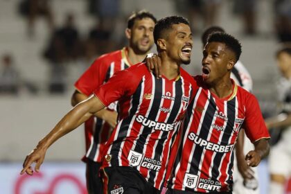 sao-paulo-vence-ponte-preta-e-garante-vaga-nas-quartas-do-paulistao