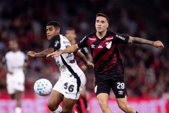 flamengo-perde-na-argentina-e-tera-desafio-para-virar-recopa-sul-americana