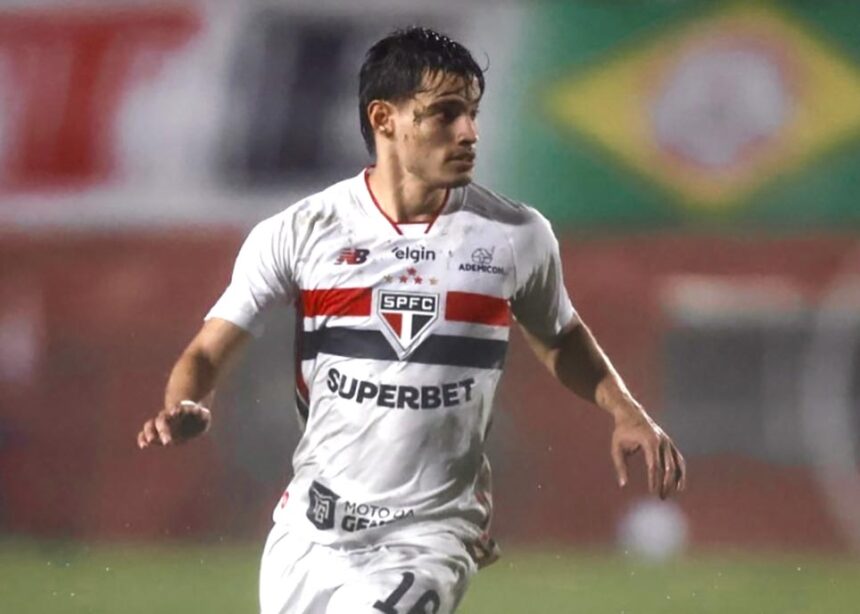 sao-paulo-vence-chapecoense-e-e-novo-lider-do-brasileirao