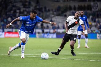 emocao-ate-o-ultimo-segundo:-cruzeiro-e-vasco-empatam-em-batalha-de-seis-gols