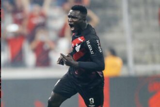 athletico-pr-vence-cruzeiro-e-coloca-raposa-na-zona-do-rebaixamento