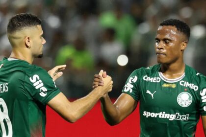 arias-marca-e-palmeiras-vence-o-botafogo-no-brasileirao
